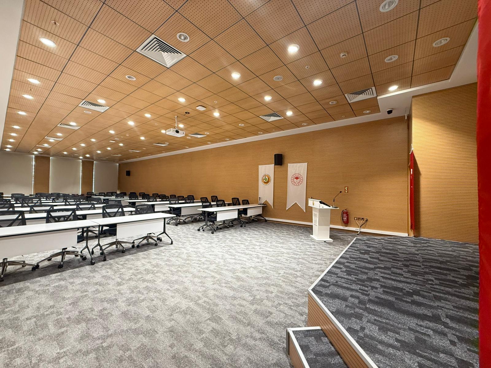 Side Hall 1